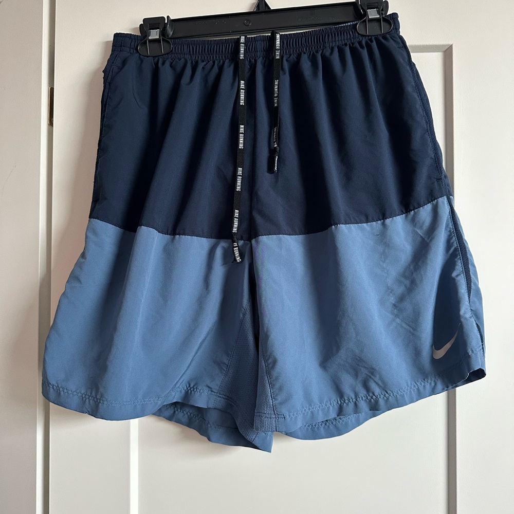Nike men’s Dri-FIT Blue two toned athletic Shorts